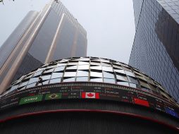 En la jornada, el tipo de cambio mantuvo su nivel en los 17.48 pesos por dólar, por segundo día consecutivo, según datos del Banco de México. EFE / ARCHIVO