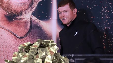 Canelo fue el boxeador que más ingresos generó en 2025. EL INFORMADOR / ARCHIVO