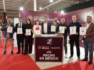 Los certificados Hecho en México se entregaron a varios emprendedores de la región Occidente del país. CORTESÍA