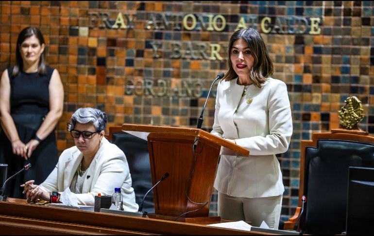 La diputada emecista cuestionó la ausencia de la Federación que a diferencia del Estado, no se ha pronunciado para destinar algún fondo o esquema de apoyo que permita contener el impacto del ajuste a la tarifa que responde al incremento en los combustibles, costos laborales y aumentos de salarios. EL INFORMADOR/ A. Navarro