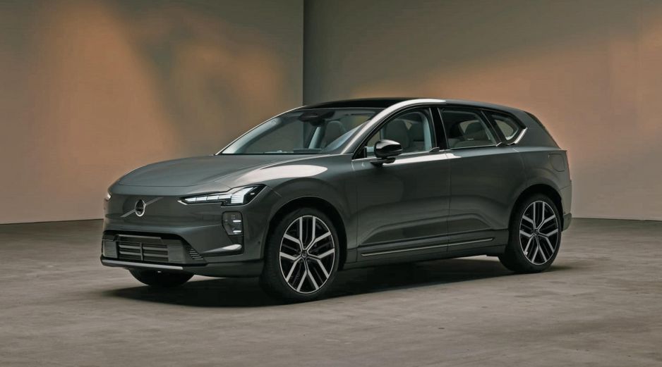 La Volvo EX60 2027 refina el ADN escandinavo con líneas limpias, luces “Martillo de Thor” evolucionadas y una carrocería depurada. ESPECIAL
