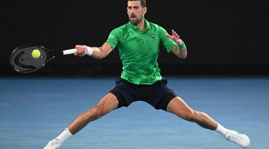 Con 38 años y 255 días se convirtió también en el hombre de mayor edad en alcanzar los octavos de final en Melbourne desde 1988. EFE / L. Koch