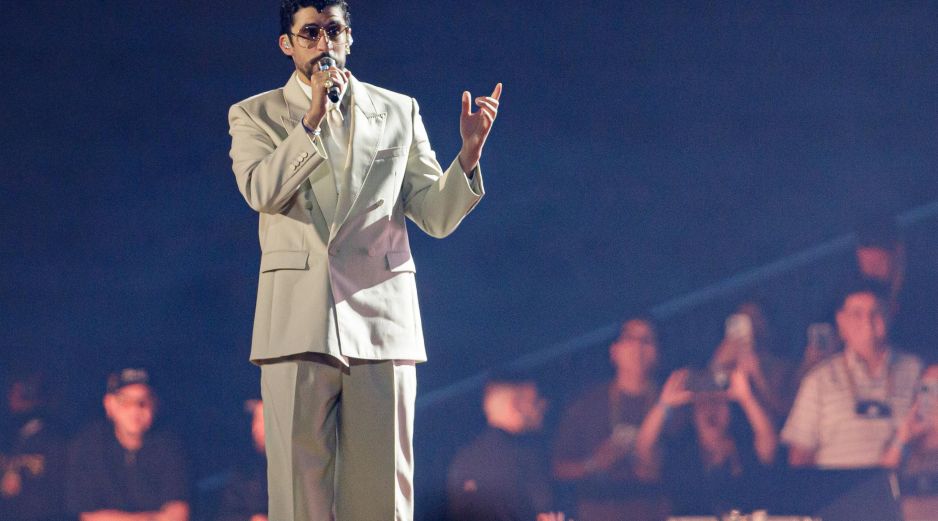 Una versión viral sobre el posible vestuario de Bad Bunny en el medio tiempo del Super Bowl 2026 incrementó la expectativa en torno a su próxima presentación. EFE/ ARCHIVO.
