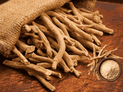 Es recomendable informarse adecuadamente y consultar a un profesional de la salud antes de incorporarla de manera regular. CANVA