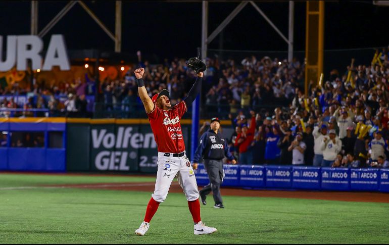 Ante la hazaña del equipo jalisciense, el recinto se convirtió en una fiesta interminable. CORTESÍA/ Charros de Jalisco