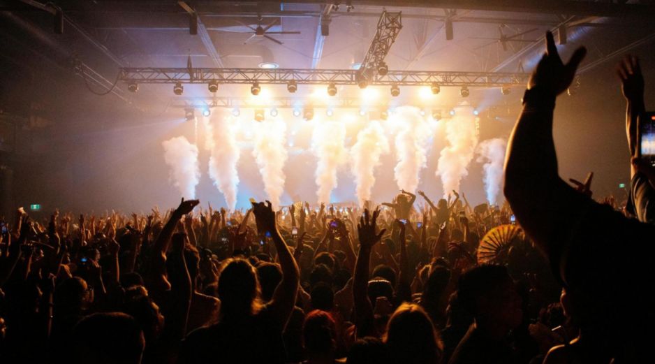 La ciudad se llena de ritmo y energía con conciertos en recintos emblemáticos durante la última semana de enero. PEXELS