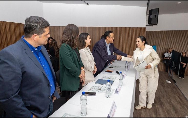 Estas certificaciones forman parte del programa “Aprende, Avanza y Crece Al Estilo Jalisco”, una estrategia gubernamental para fortalecer el capital humano. CORTESÍA.