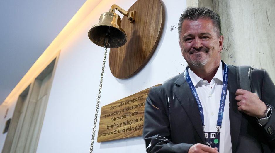 Esto dijo Carlos Hermosillo respecto a los rumores lo colocaban como paciente de un cáncer incurable. EL INFORMADOR/ SUN / ARCHIVO