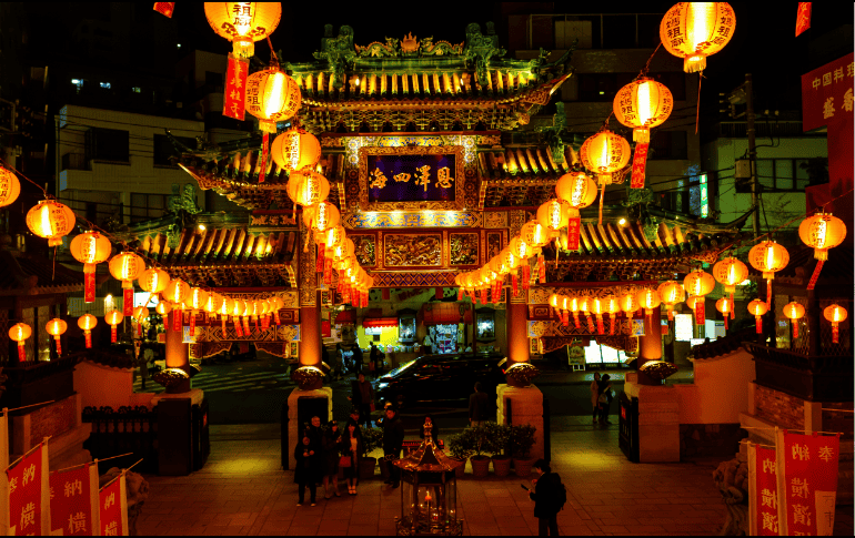 El Año Nuevo Chino, también conocido como Año Nuevo Lunar o Festival de Primavera, es una festividad que va mucho más allá de un simple cambio de fecha. ESPECIAL/Canva