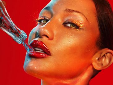 La modelo estadounidense Bella Hadid tiene una participación especial. FACEBOOK / FX