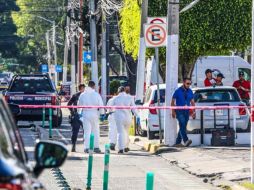 Los escoltas respondieron a la agresión, lo que provocó un intercambio de disparos dentro del estacionamiento del centro comercial, donde quedaron regados cerca de 40 casquillos de arma corta. EL INFORMADOR / A. Navarro