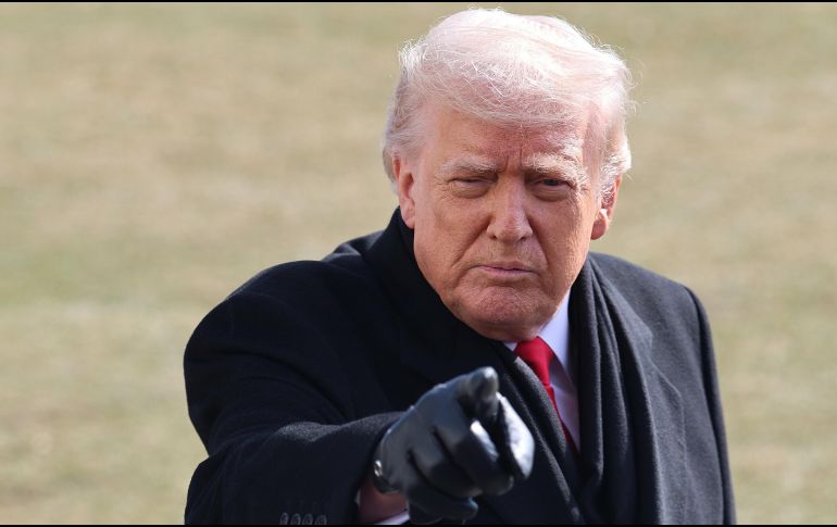 El mensaje del republicano llega después de que llegara a Oriente Medio una flota de la Armada estadounidense que Trump había ordenado dirigirse hacia Irán tras las protestas que sacudieron el país desde finales de diciembre de 2025. EFE/ O. Guzmán