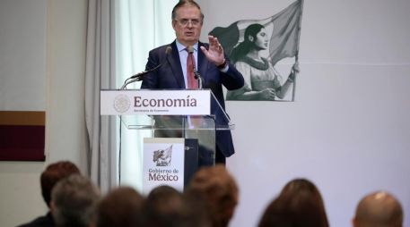 El funcionario aseguró que la delegación mexicana viajó “optimista y resuelta”. EFE/J. Méndez