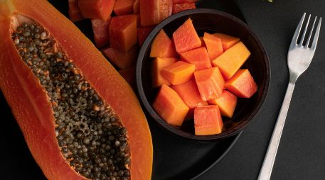 Otra cualidad de la papaya es que ayuda a que el cuerpo absorba con facilidad los antioxidantes. Unsplash