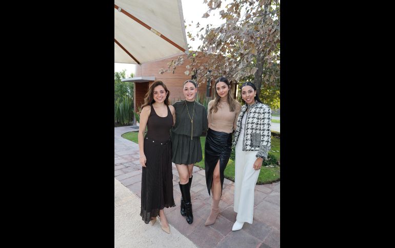 Melissa Morales, Daniela Hernández, Scarlett Robledo y Paulina Larios. GENTE BIEN JALISCO / Bridal Shower de Larisa