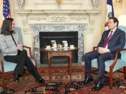 El secretario de Estado recibió en su despacho a Machado, quien salió satisfecha de la reunión, asegurando que cuenta con el total respaldo del Gobierno de Trump. EFE/ Departamento de Estado de Los Estados Unidos.