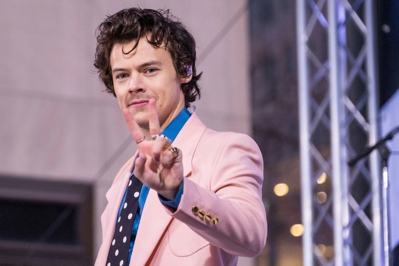 La cantante británica Jorja Smith se mantendrá como artista invitada. AP / ARCHIVO