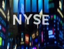 Al cierre del parqué neoyorquino, el Dow Jones sumó 55 enteros, hasta los 49.071 puntos; el selectivo S&P 500 cedió un 0.13 %, hasta 6.969 puntos; y el Nasdaq perdió un 0.72 %, hasta 23.685 unidades. EFE / ARCHIVO