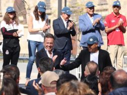 el jefe del ejecutivo estatal aprovechó el evento de la Copa Jalisco para corroborar otros proyectos futbolísticos. X/ @comudegdl.