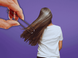 Arrancar las canas con los dedos o pinzas puede provocar pérdida anormal de cabello, también conocida como alopecia. ESPECIAL / CANVA