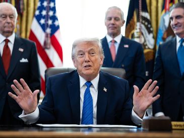 El plan de Estados Unidos contempla la compra de más de 20 bodegas para adaptarlas como centros de detención migratoria. EFE/F. Chung