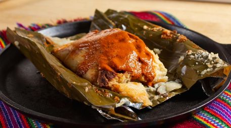 Según el IMSS, el tamal es un alimento delicioso y bueno si se come con moderación. ESPECIAL / CANVA