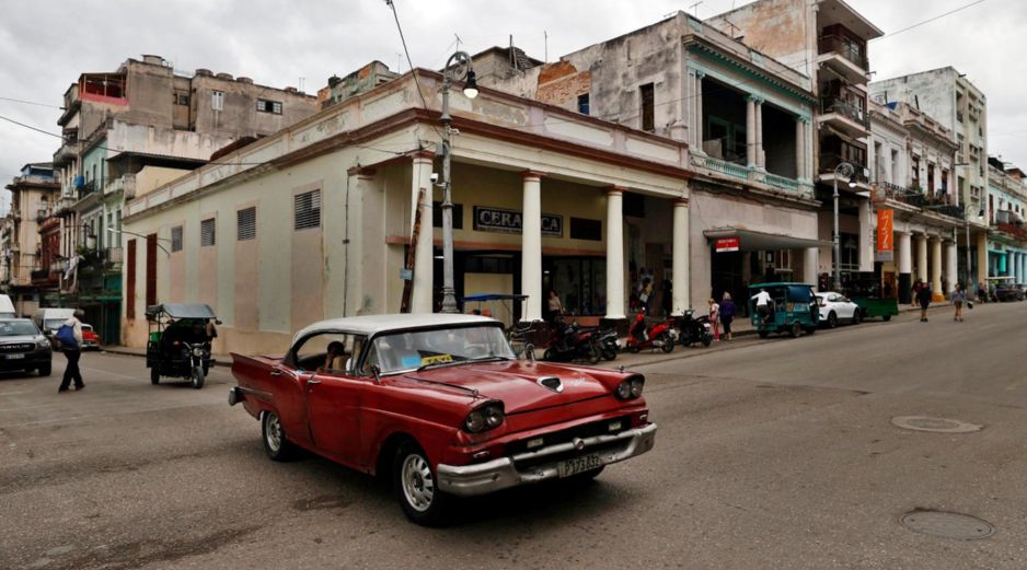 Expertos independientes indican que la crisis energética en Cuba responde a una infrafinanciación crónica de este sector, completamente en manos del Estado desde el triunfo de la revolución en 1959. EFE/ E. Mastrascusa