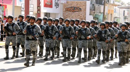 Autoridades realizan recorridos en los distintos puntos irregulares en las márgenes del río Suchiate, frontera natural entre ambos países. EFE