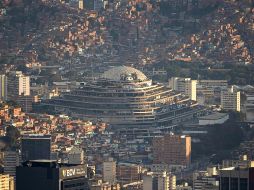 El Helicoide con su construcción futurista en forma de hélice que podría ser resignificado como espacio. EFE / Ronald Peña R