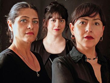 “Las Tres Hermanas”, adaptación de Teatro Nómada que traslada el clásico de Chéjov a un contexto mexicano contemporáneo. CORTESÍA