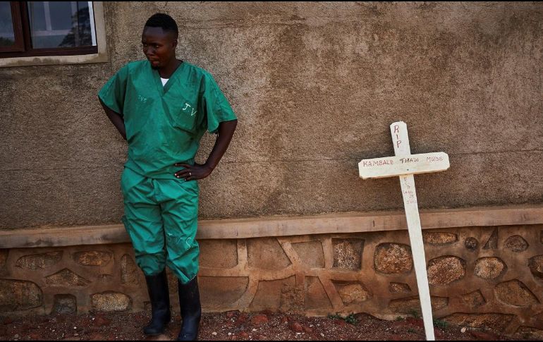 Casas y otras estructuras han resultado sepultadas por el lodo. EFE/H. Kinsela Cunningham