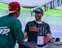 Amadeo Zazueta reafirmó que las leyendas no solo se construyen con estadísticas, sino con el vínculo eterno que se crea con la gente. CORTESÍA.