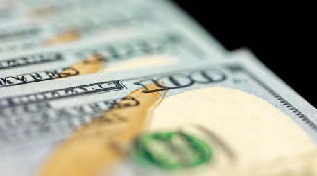 En el balance semanal, la divisa estadounidense muestra una ganancia acumulada de 0,7%. FREEPIK