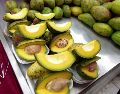 El aguacate se ha ganado un lugar privilegiado en la alimentación cotidiana de millones de personas, no solo por su sabor, sino por la percepción de que es un alimento “bueno para la salud”. NTX / ARCHIVO