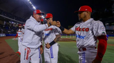Benjamín Gil busca alcanza el hito de ganar la Serie del Caribe en casa. CORTESÍA/Charros de Jalisco