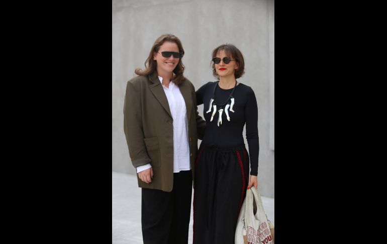 Daniela Núñez y Alejandra Núñez. GENTE BIEN JALISCO / 1ª exposición “Mosca. Gallo. Pluma. Ligero”