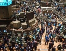Al cierre del parqué neoyorquino, el Dow Jones perdió 592 puntos, hasta los 48.908 unidades; el selectivo S&P 500 perdió un 1.23 %, hasta los 6.798 puntos; y el tecnológico Nasdaq cayó un 1.59 %, hasta los 22.540. EFE / ARCHIVO