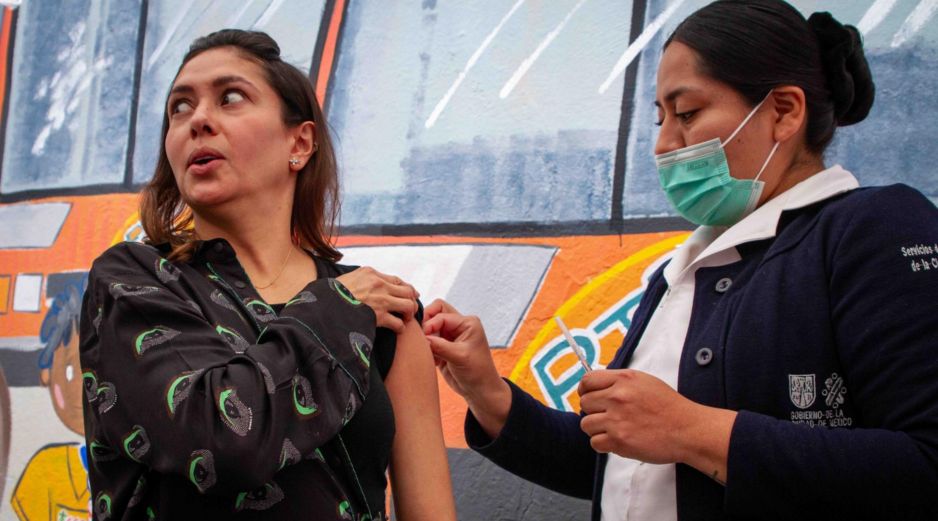 Se implementan jornadas de vacunación en estaciones del Metro, Metrobús, Cablebús y otros sistemas de transporte. SUN/S. Reyes