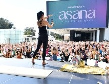 Clase masiva de Xuan Lan en la inauguración de Asana Yoga Experience 2026