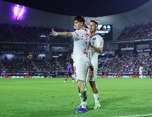 Las Chivas consolidaron su paso perfecto en el torneo tras imponerse 2-0 a Mazatlán. IMAGO7