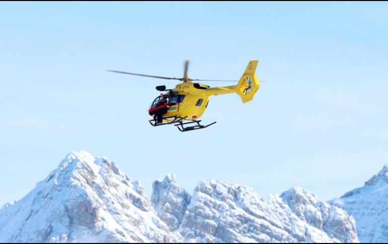 Las dos avalanchas azotaron la zona de Marmolada, en los Dolomitas, cerca de Cortina d'Ampezzo, donde se lleva a cabo las competencias femeninas de esquí alpino. EFE/EPA/JURE MAKOVEC