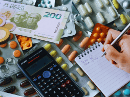 Es indispensable que estos gastos se paguen a través de cheque nominativo, transferencia electrónica o tarjeta de crédito, débito o servicios. ESPECIAL / CANVA