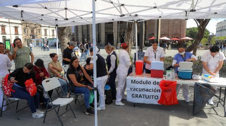 Estas acciones forman parte de una estrategia intensiva de vacunación implementada por el sector salud para contener el brote de sarampión en Jalisco. EL INFORMADOR/ A. Navarro