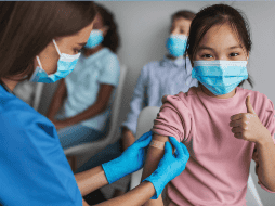 Debido a que la vacuna contra el sarampión es de virus vivos atenuados, existen contraindicaciones para ciertos sectores de la población.  El secretario de Salud, David Kershenobich, señaló que es necesario aplicar la denominada “dosis cero” a niñas y niños de entre seis y 11 meses de edadCANVA