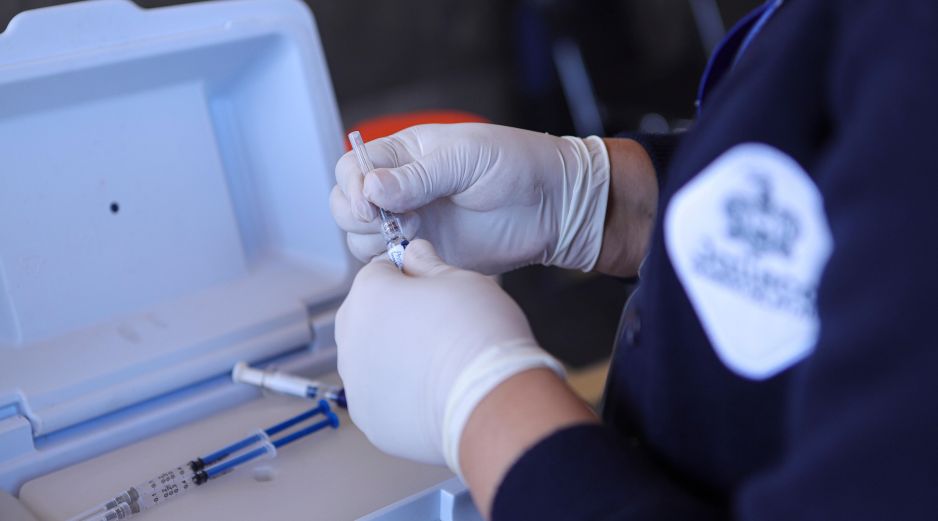 Acude con tu cartilla de vacunación a cualquiera de estos centros en un horario de 08:00 a 20:00 horas para aplicarte la vacuna que requieras contra el sarampión. SUN / ARCHIVO