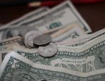 En perspectiva semanal, la divisa estadounidense acumula una caída de 0.93%. Si se amplía el horizonte a 12 meses, la depreciación frente al peso alcanza 15.23%. UNSPLASH