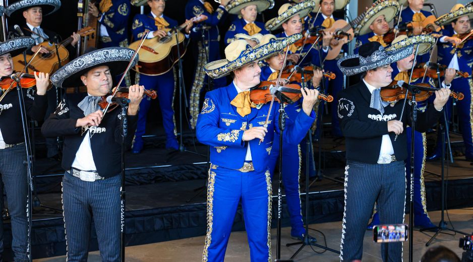 El Mariachi Vargas y el Mariachi Nuevo Tecalitlán ofrecerán el espectáculo Mariachazo en la Arena Guadalajara. EL INFORMADOR • J. ACOSTA.