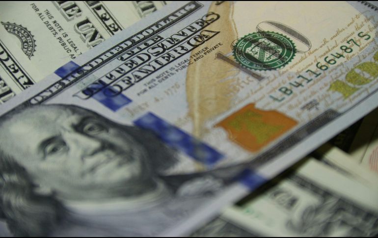 El movimiento de esta jornada revierte la baja marginal del 0.02% registrada previamente, reflejando la falta de consistencia en los impulsos del dólar. UNSPLASH