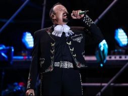 El intérprete emitió un comunicado para aclarar que se encuentra en la Ciudad de México y que su familia está bien. ESPECIAL