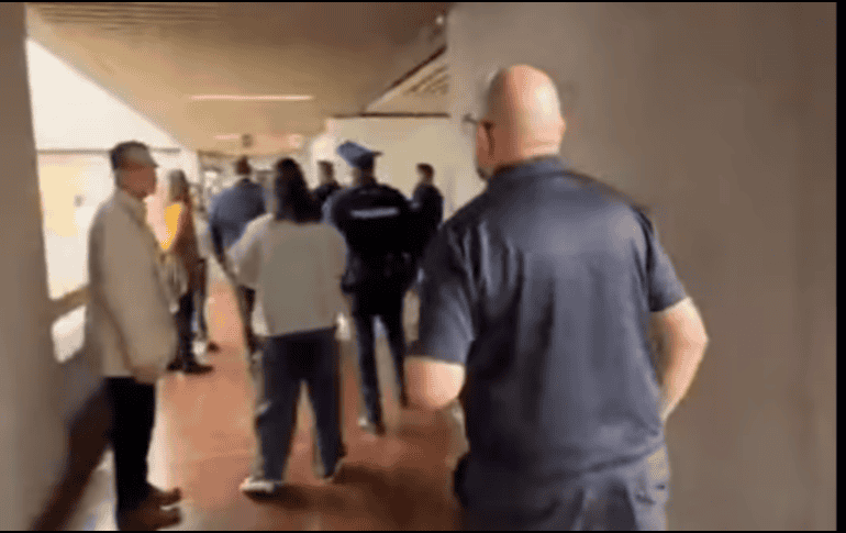 En el video que compartió el funcionario federal en su cuenta de Facebook, se le escucha decir: 